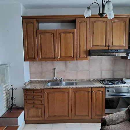 Casa Fumata Aparthotel Giomici